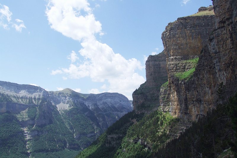2008-07-11,13-40-42,canyon d'Ordesa.jpg